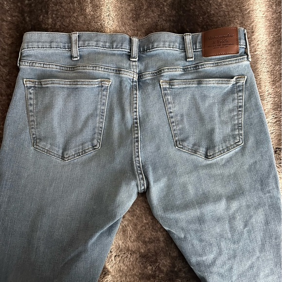 Abercrombie & Fitch Extreme Skinny Stretch Denim Jeans - Picture 4 of 7